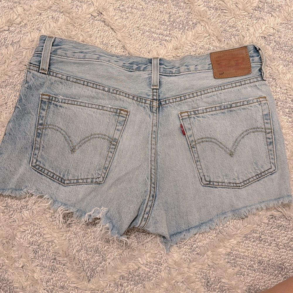 Levi shorts 501